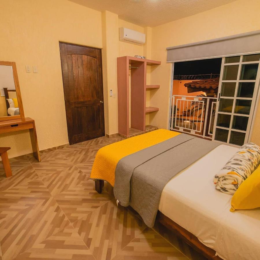 Primavera Suites Zihuatanejo Extérieur photo